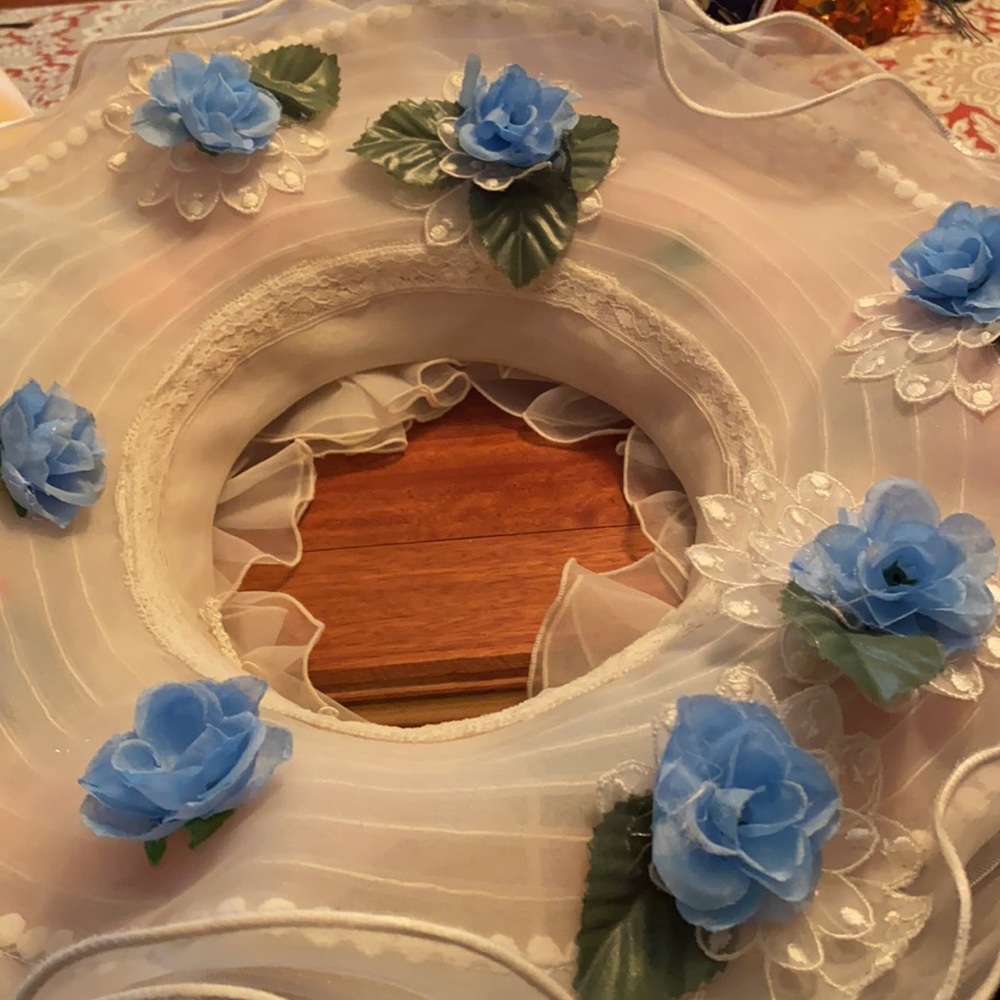 boy or girl BABY SHOWER VINTAGE. Hat 🩷💙Plus beautiful porcelain doll 🩷💙 - Picture 13 of 13